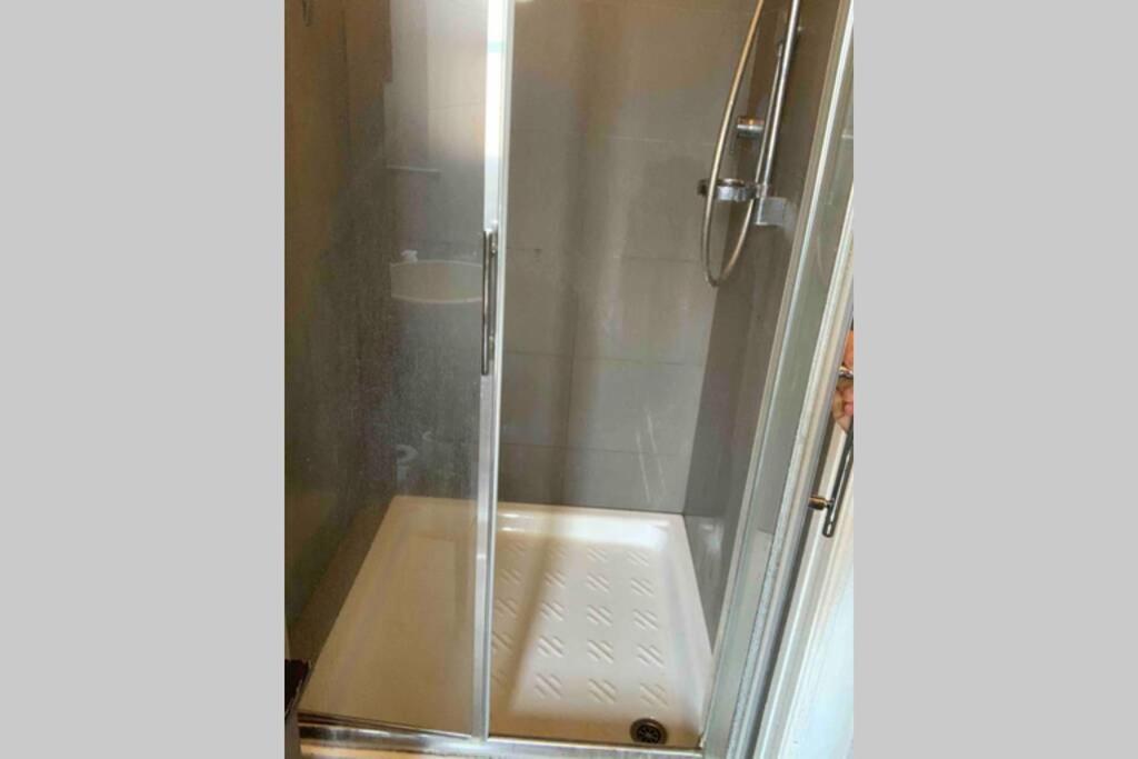 Appartamento Splendido Con Tutti Servizi In Zona Navigli Mediolan Zewnętrze zdjęcie