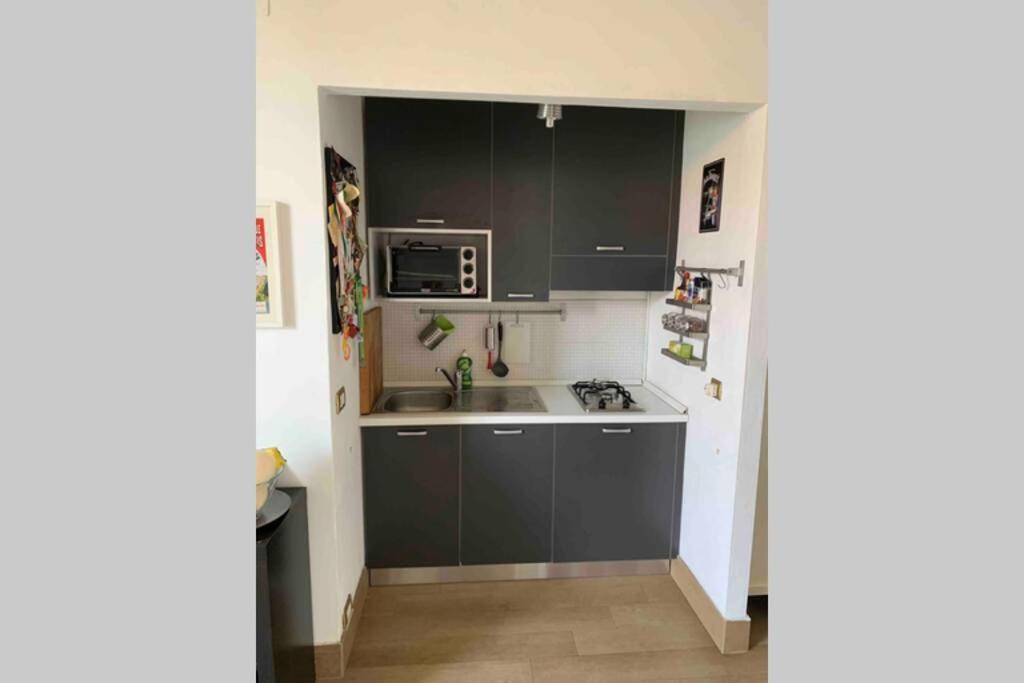 Appartamento Splendido Con Tutti Servizi In Zona Navigli Mediolan Zewnętrze zdjęcie